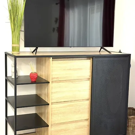 Fiori Di Cala Rossa Signature * Lecci